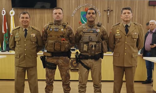 Câmara de Mafra Homenageia Policiais Militares por Relevantes Serviços Prestados
