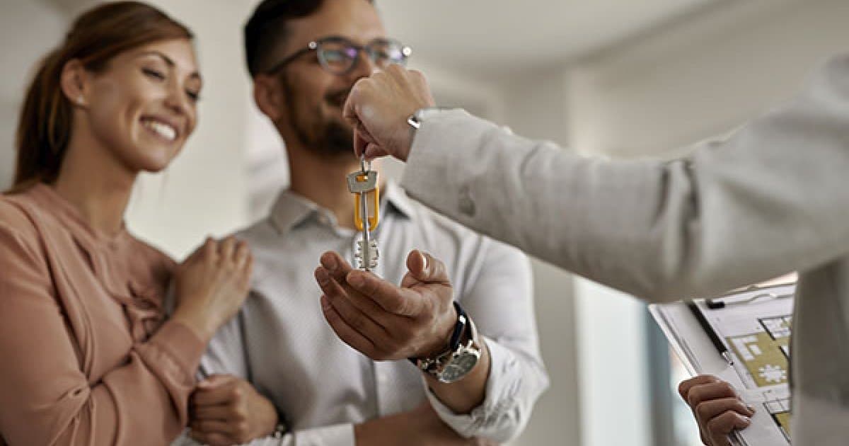 Dia do Corretor de Imóveis destaca oportunidades de carreira no setor; veja como se qualificar
