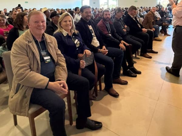 Vereadores de Canoinhas Debatem o Futuro da Cadeia Produtiva do Tabaco em Seminário